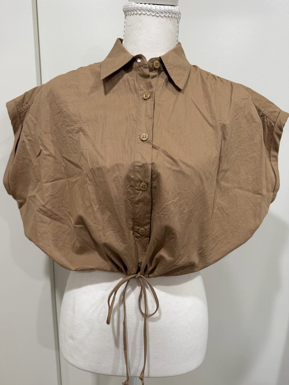 Zara Brown Cropped Tie-Waist Button Down Top